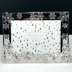 Rachel Zoe - ‘Winter Wonderland’ picture frame. 7“ x 5“. NWT.